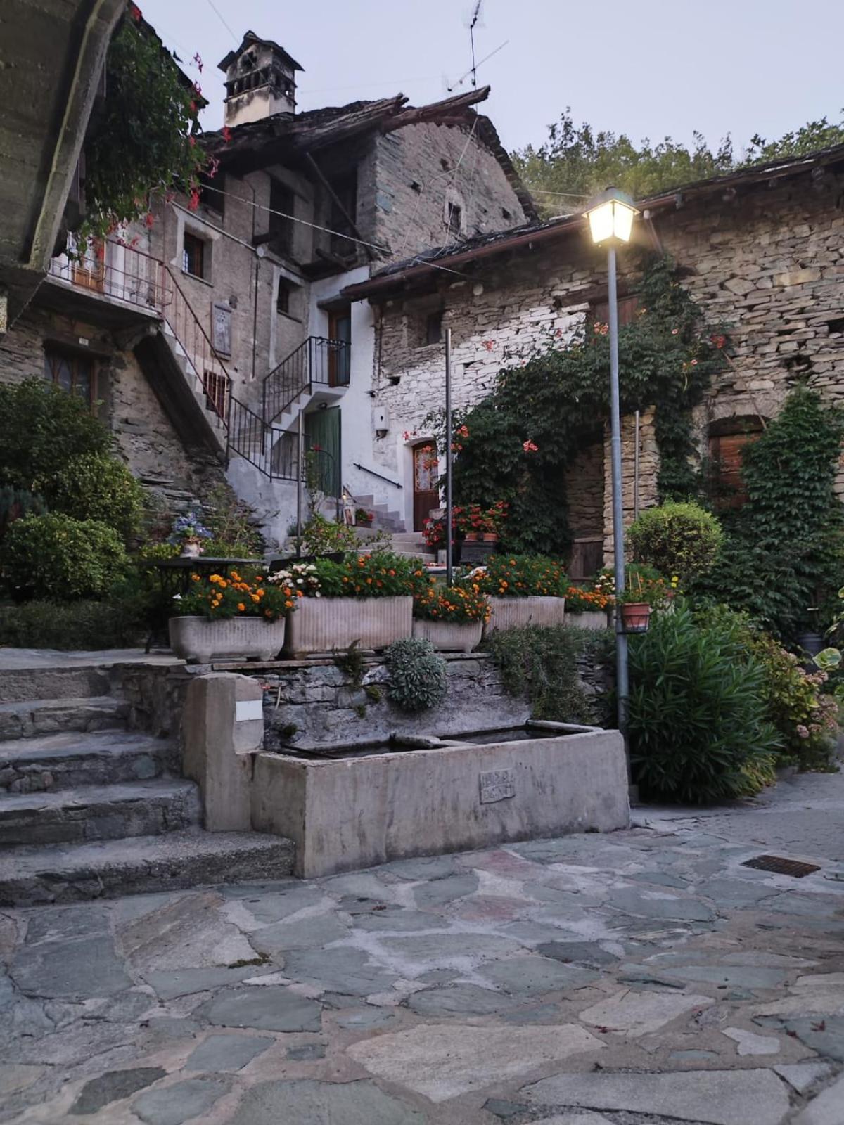 Hameau Gubioche, Casa Vacanze Chambave Extérieur photo